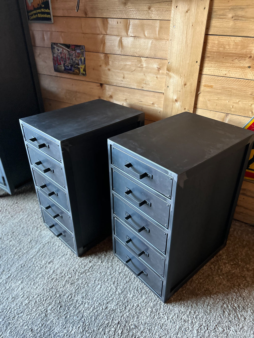 Caisson de bureau tout métal Rf 4102 Prix de base : 790€