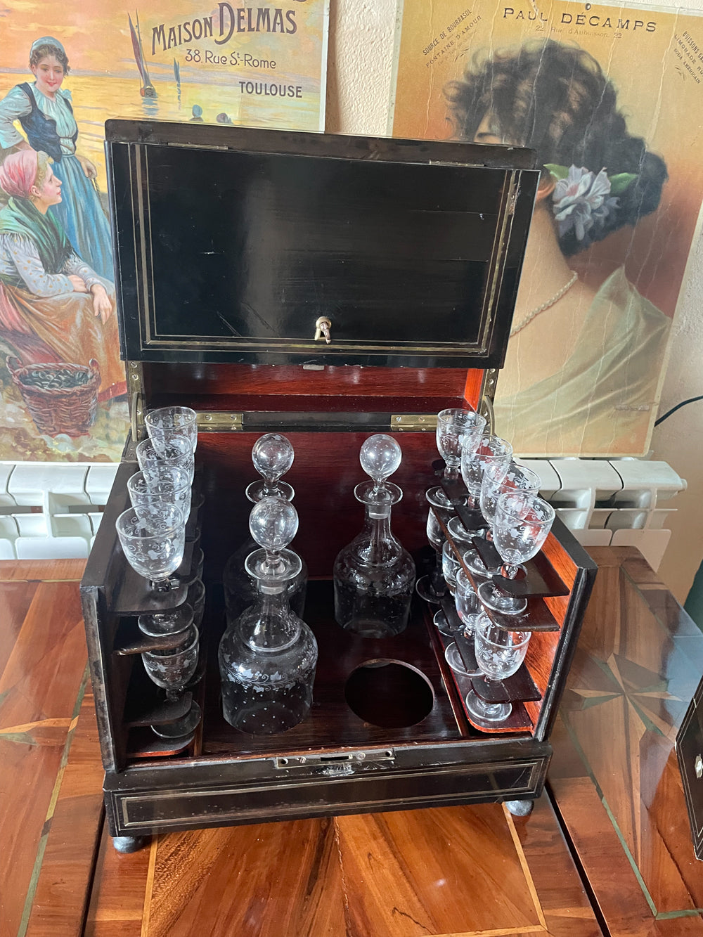 Cave à Liqueur Napoléon III Bois Laiton 15 Verres