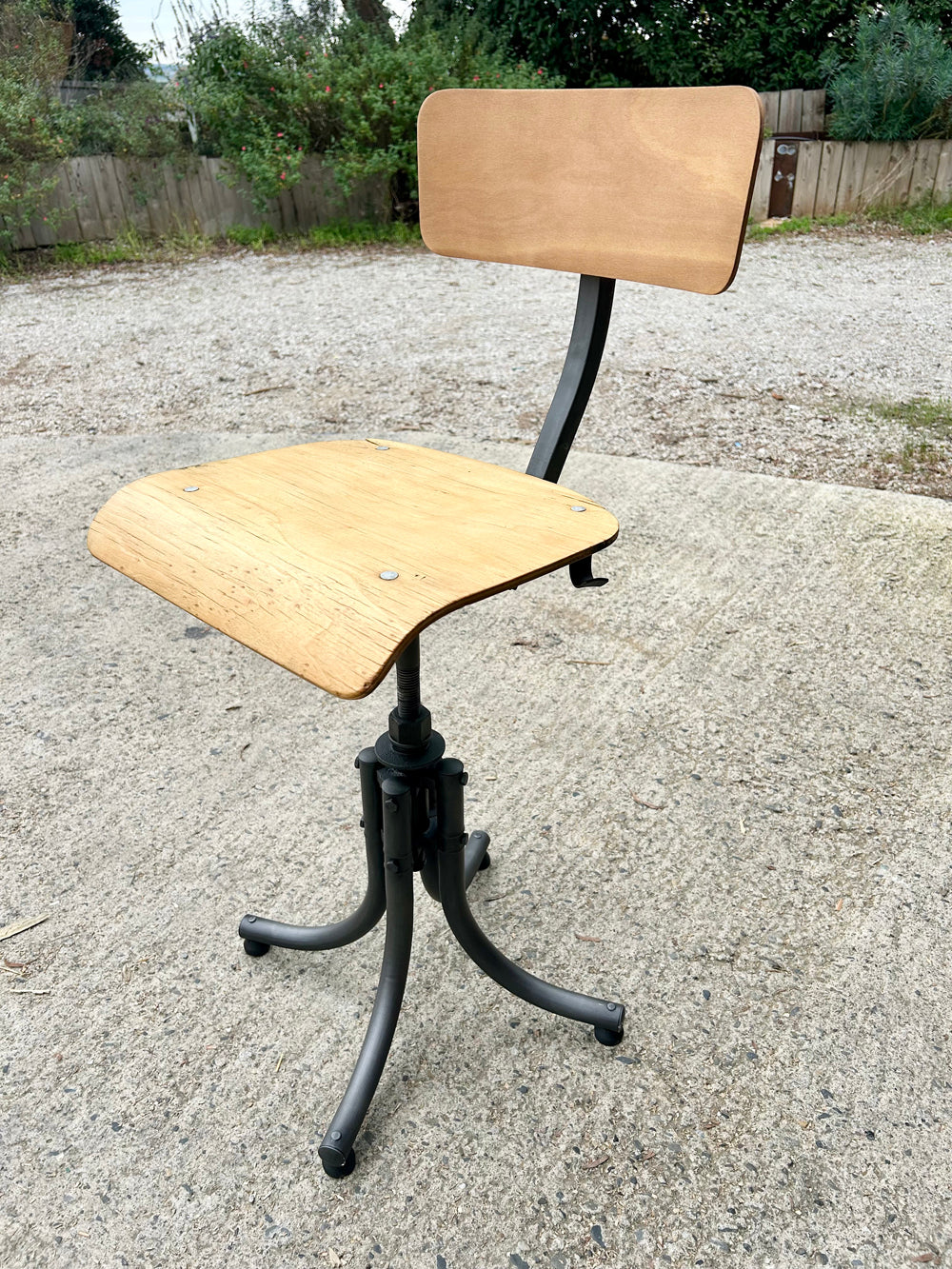 Chaise Bienaise 1958 de la poste réf 4557