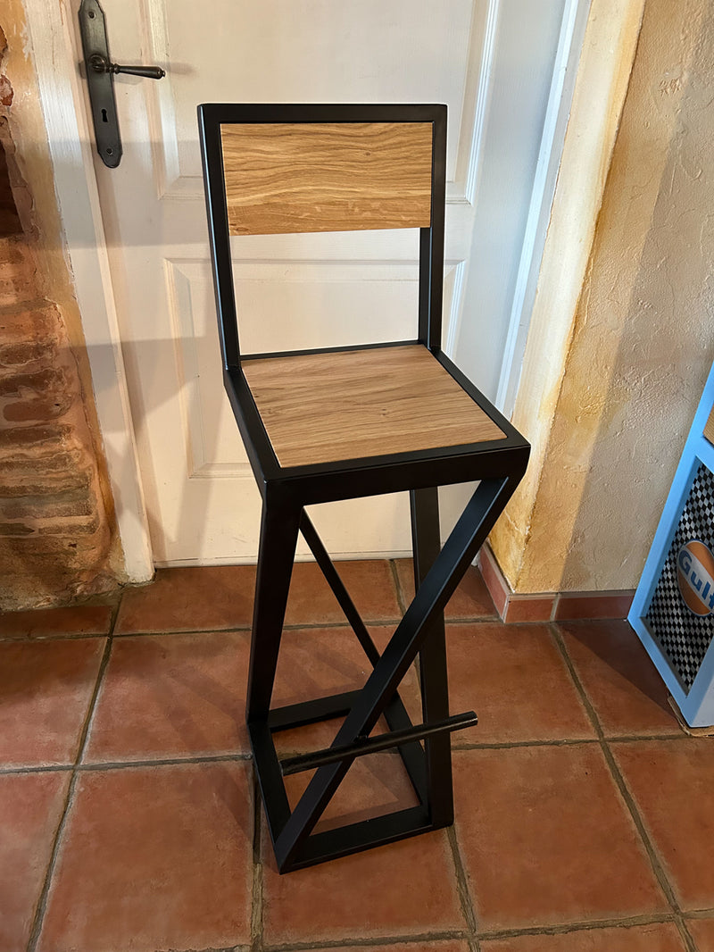 Chaise de bar design industriel Réf 4200 Prix de base : 150€