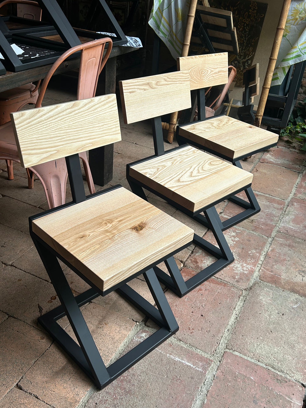 Chaise design industriel Réf 4549 Prix de base : 150€