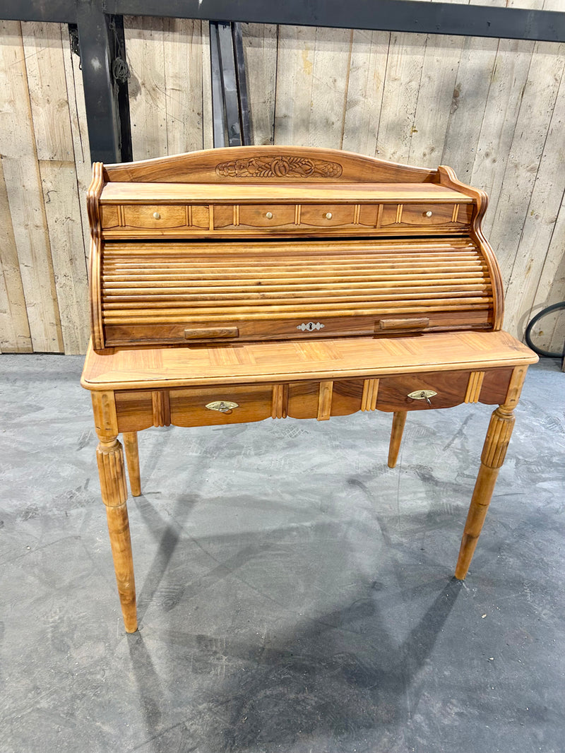 Bureau à cylindre en Noyer début 20ème siècle Réf 4426