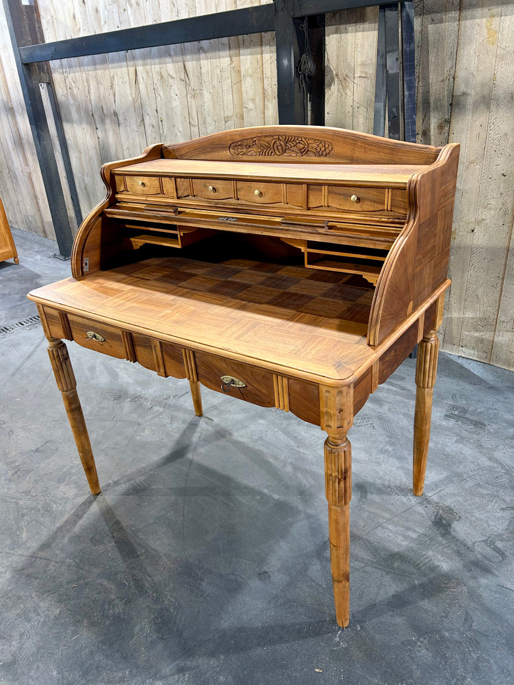 Bureau à cylindre en Noyer début 20ème siècle Réf 4426