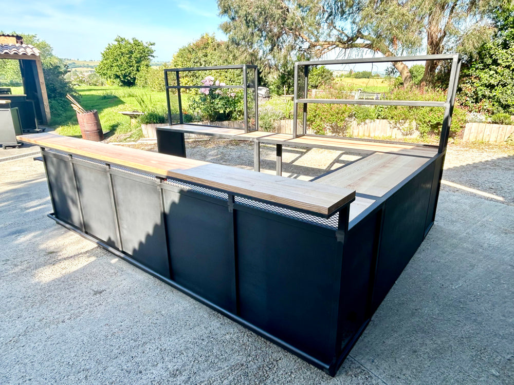 Comptoir et arrière comptoir design industriel Réf 4489 Prix de base 5300€