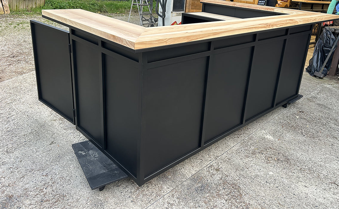 Comptoir sur mesure avec porte battante -RF 4669