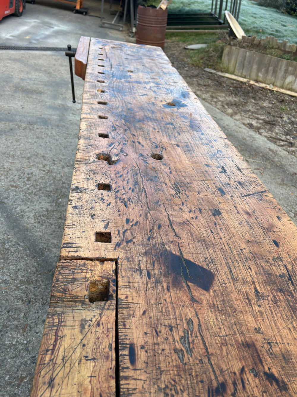 Etabli ancien modifié en buffet N°1