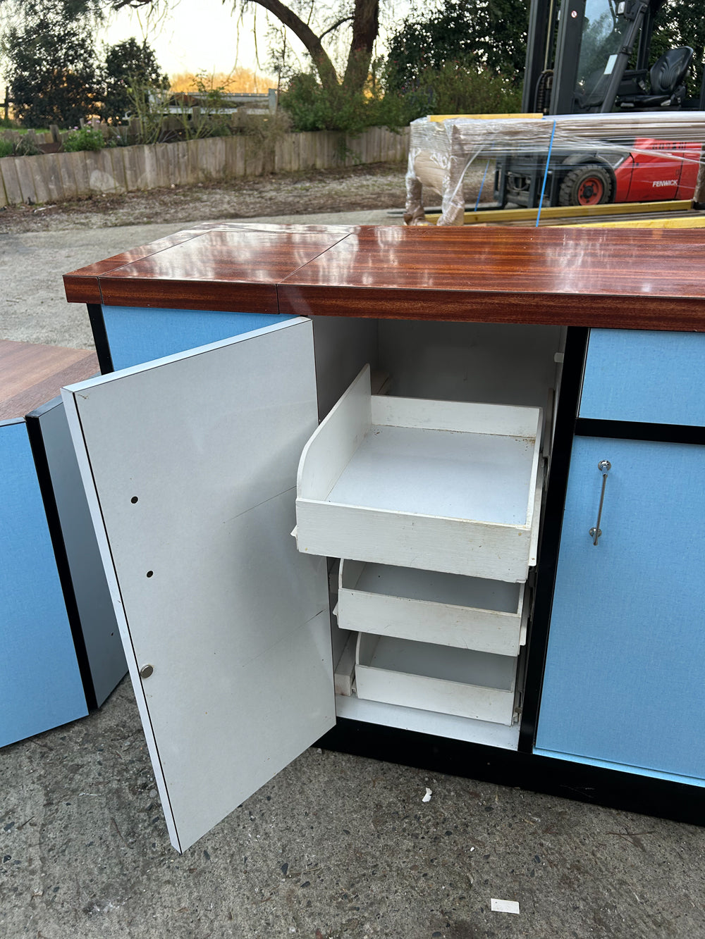 Buffet et Caisson cuisine Formica Bleu 1950 Réf 4362