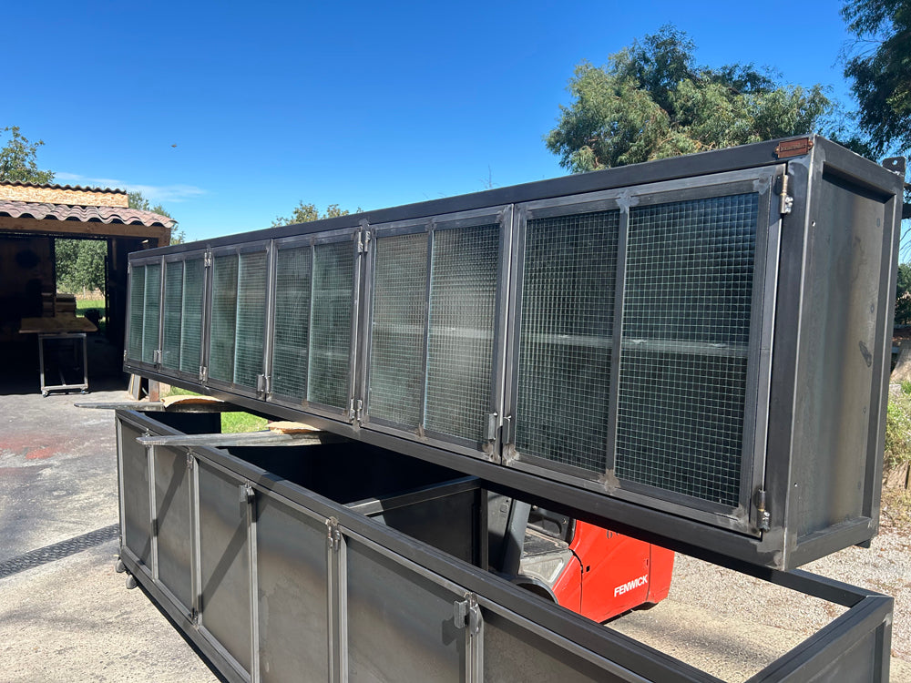 Buffet + meuble suspendu design industriel Réf 4547 Prix de base : 6200€