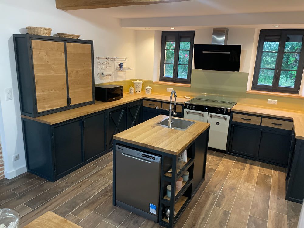 Cuisine sur mesure Réf 4082