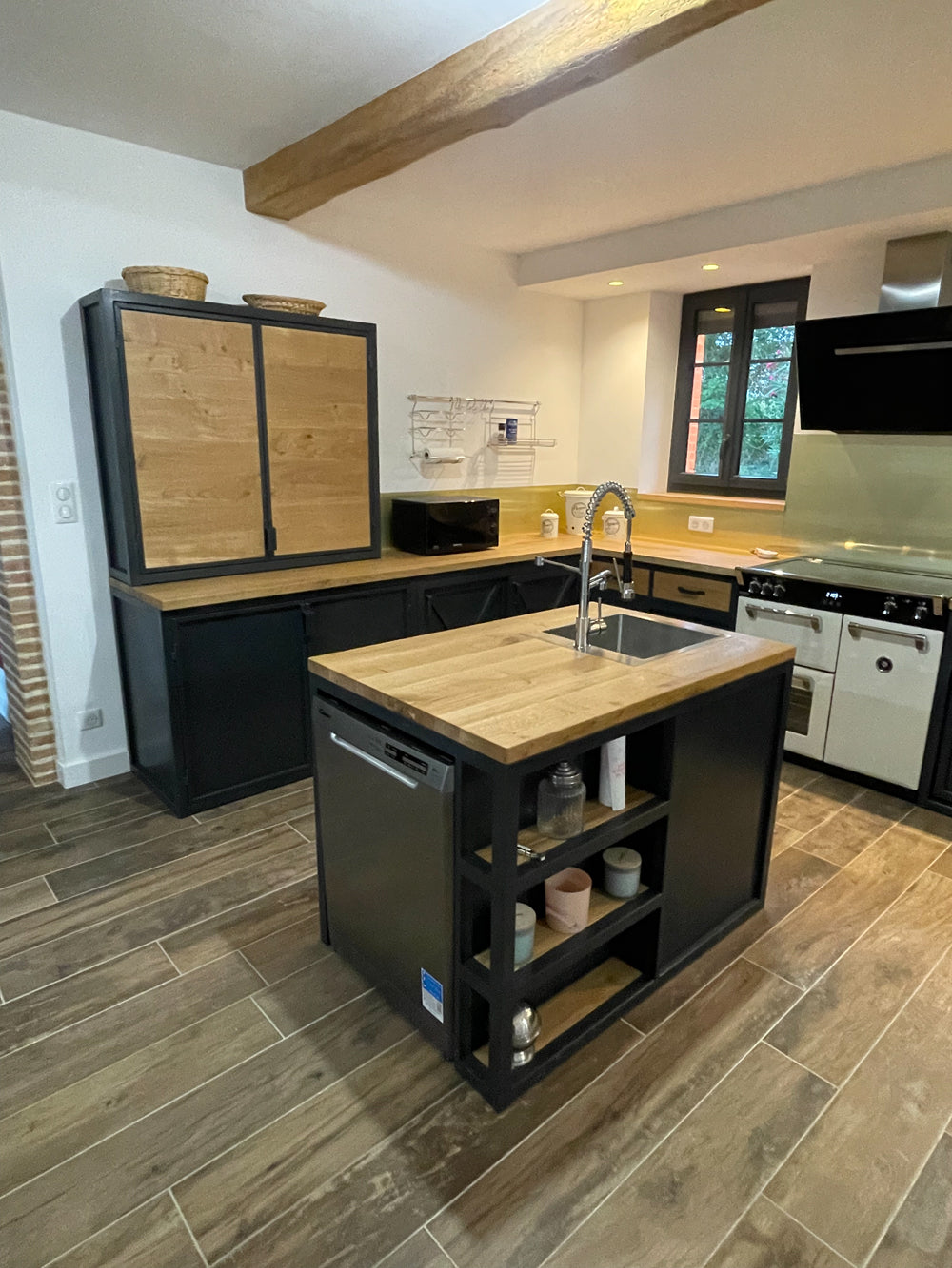 Cuisine sur mesure Réf 4082