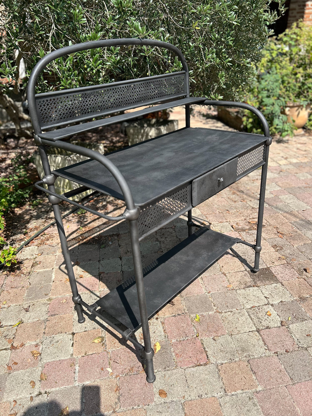 Desserte de toilette en mètal 1920/30 Réf 4541