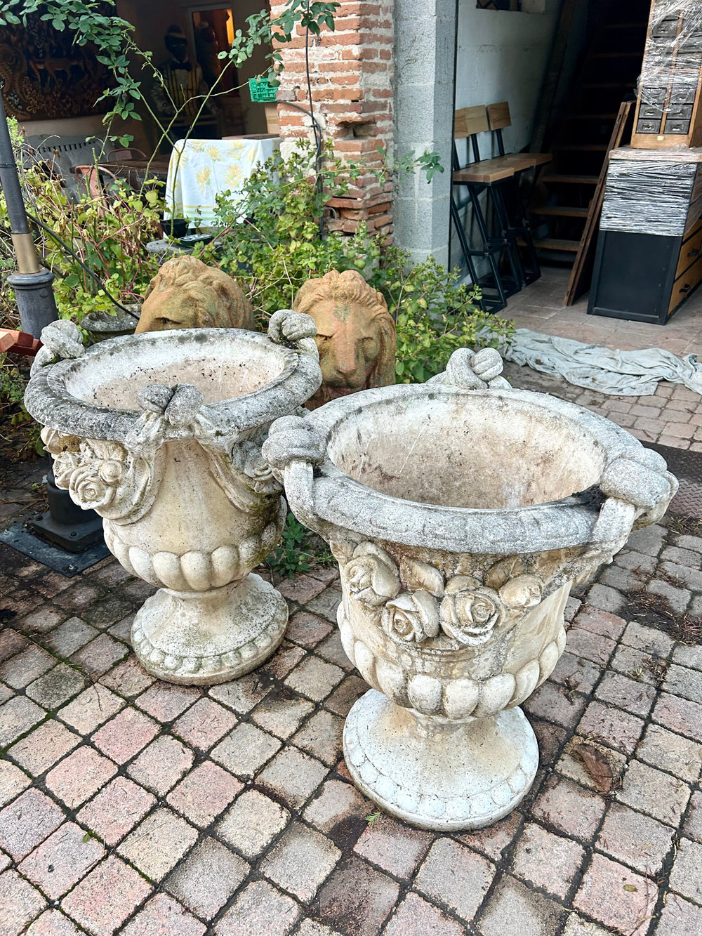 Grand vase exterieur fleuri - réf 4604