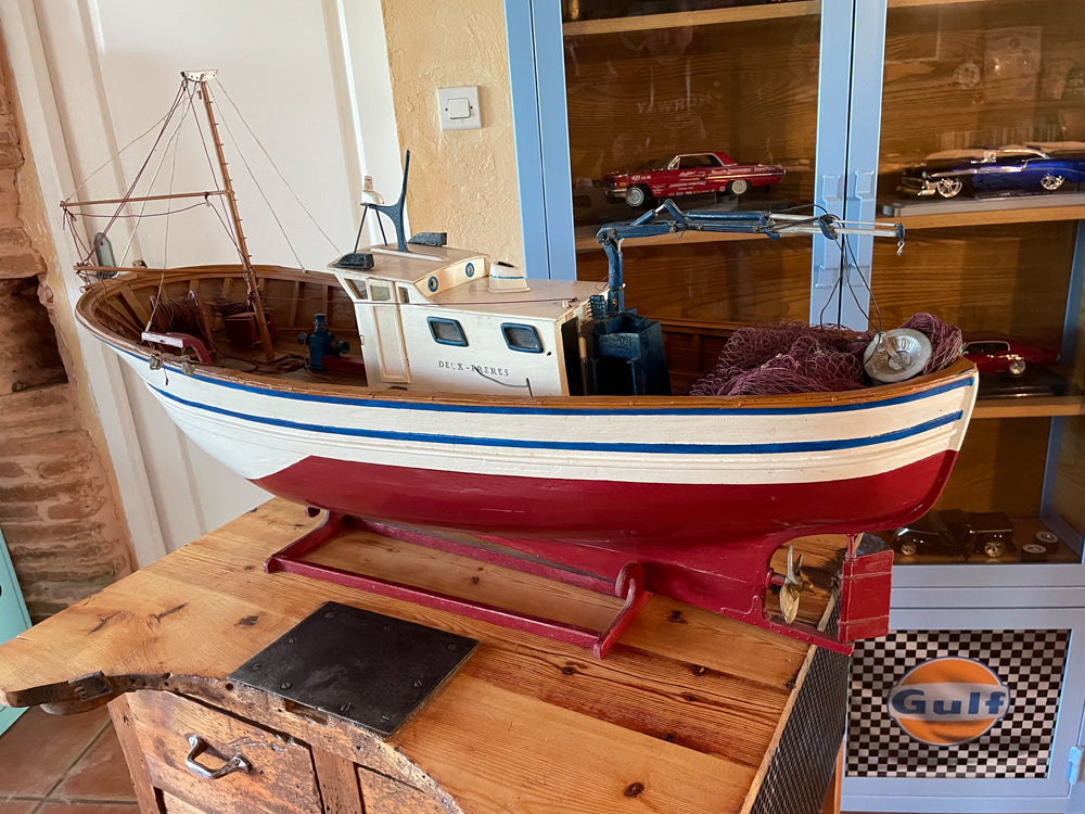 Grande maquette artisanale Chalutier Réf 4044