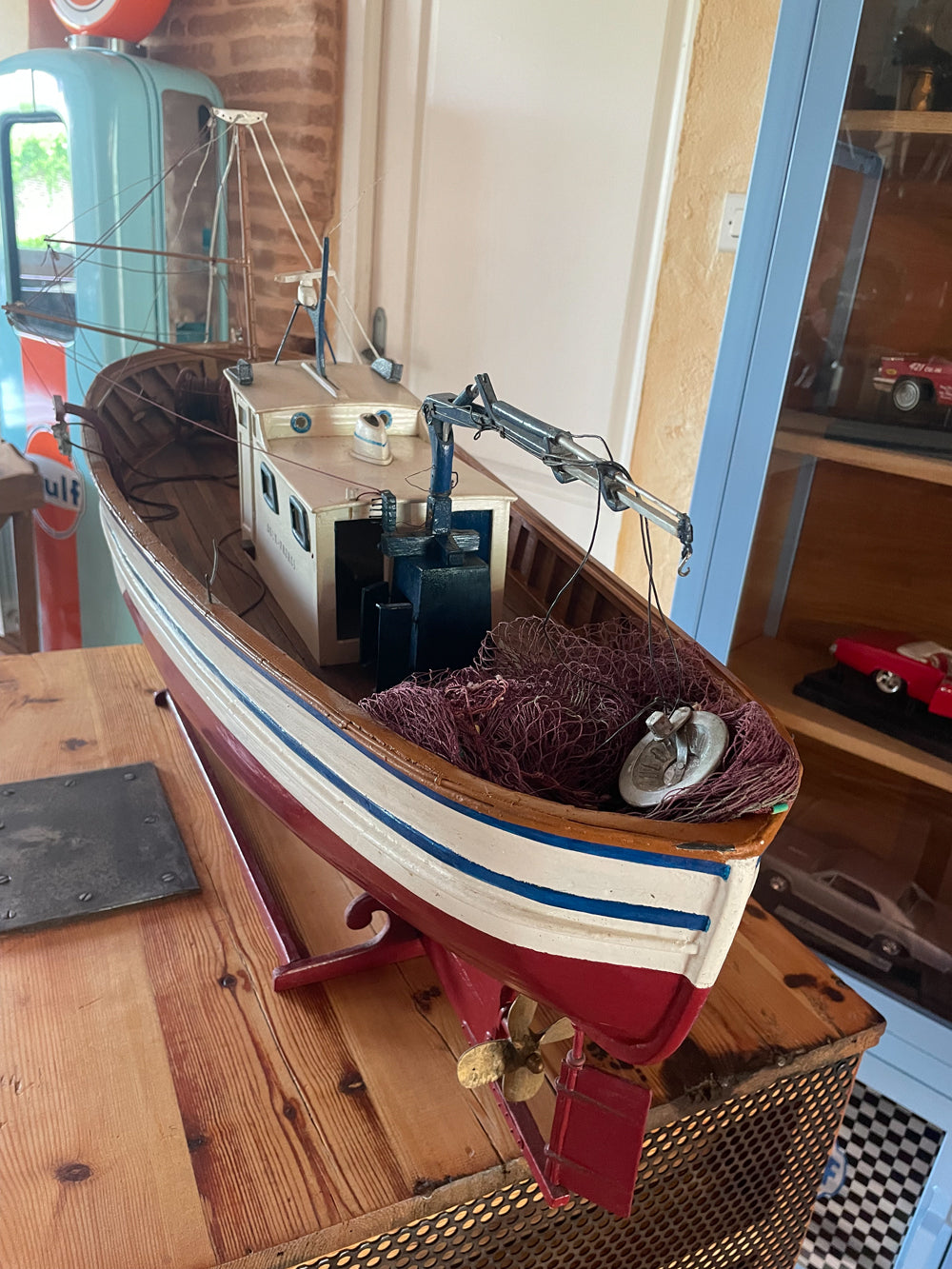 Grande maquette artisanale Chalutier Réf 4044