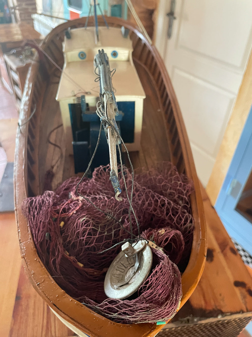 Grande maquette artisanale Chalutier Réf 4044