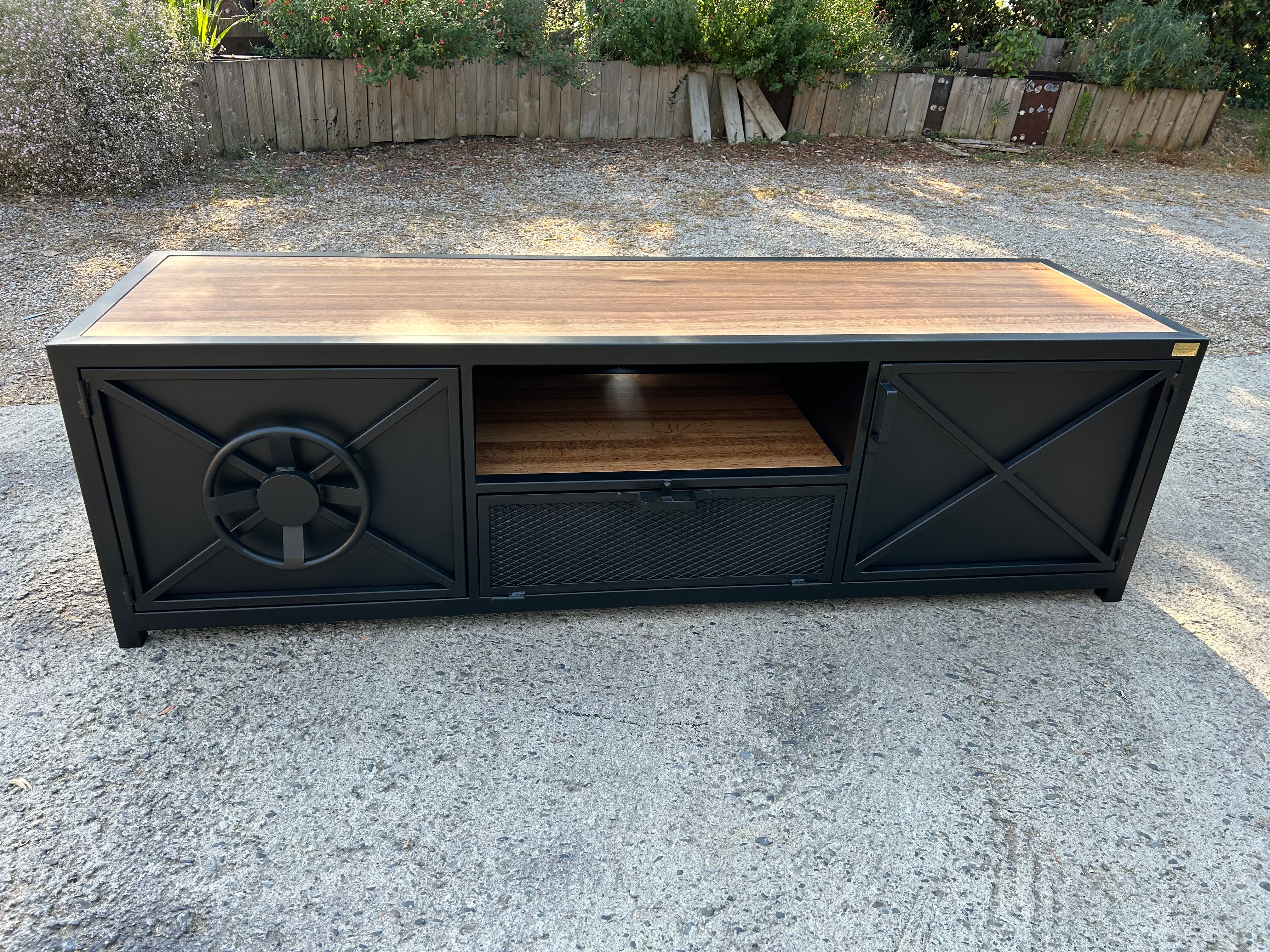 Meuble TV sur mesure porte coffre-fort- RF 4712