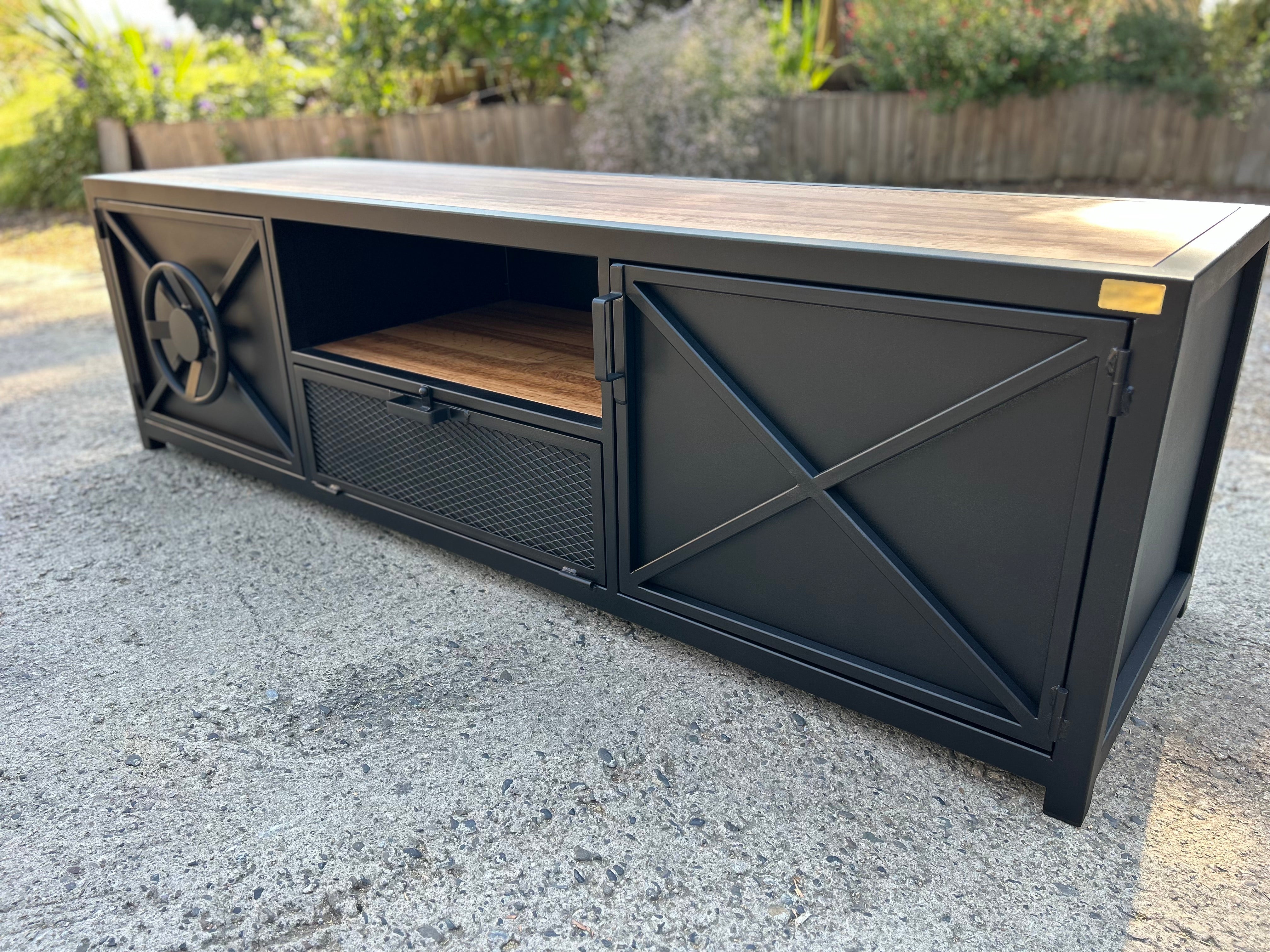 Meuble TV sur mesure porte coffre-fort- RF 4712