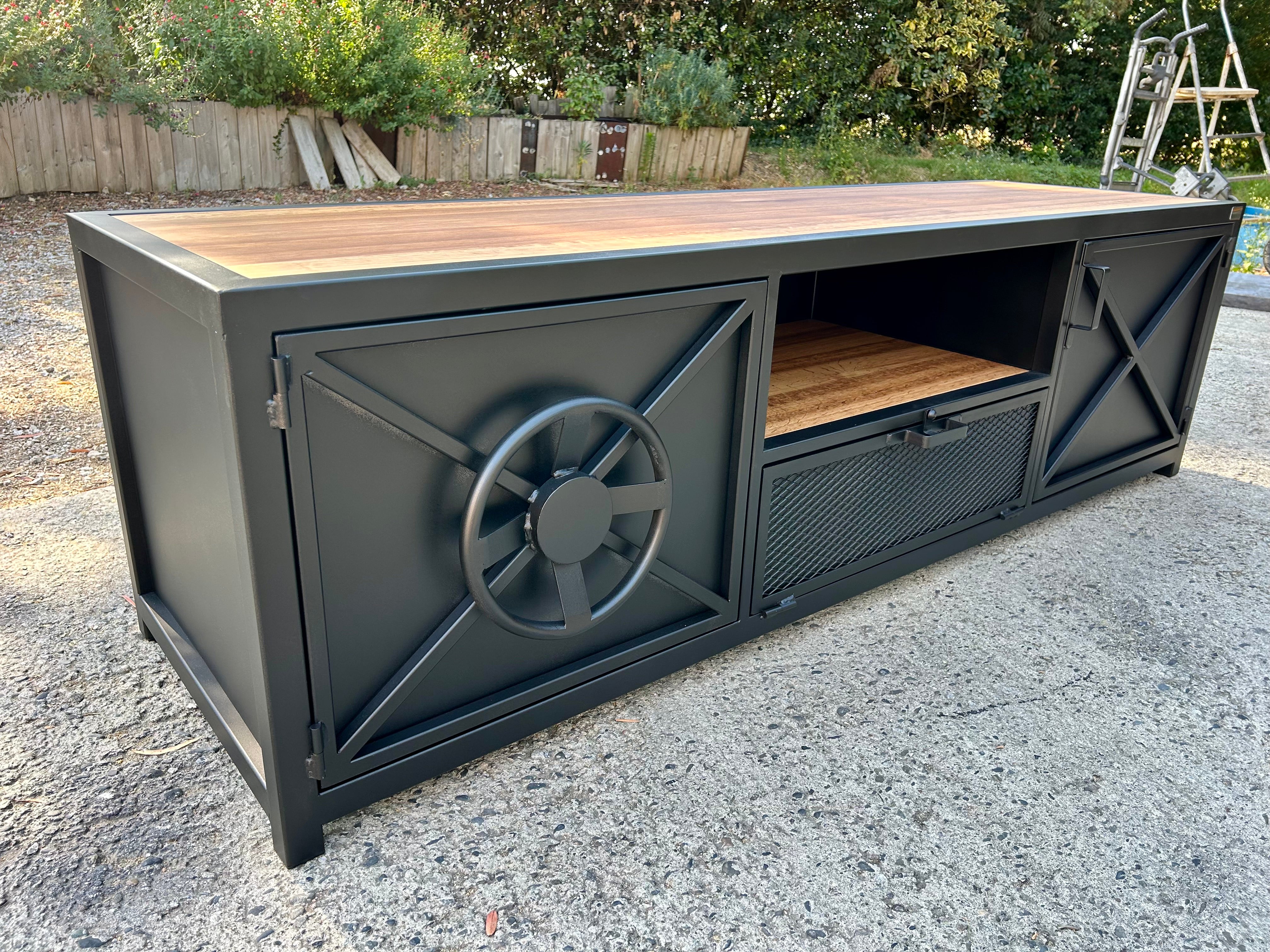 Meuble TV sur mesure porte coffre-fort- RF 4712