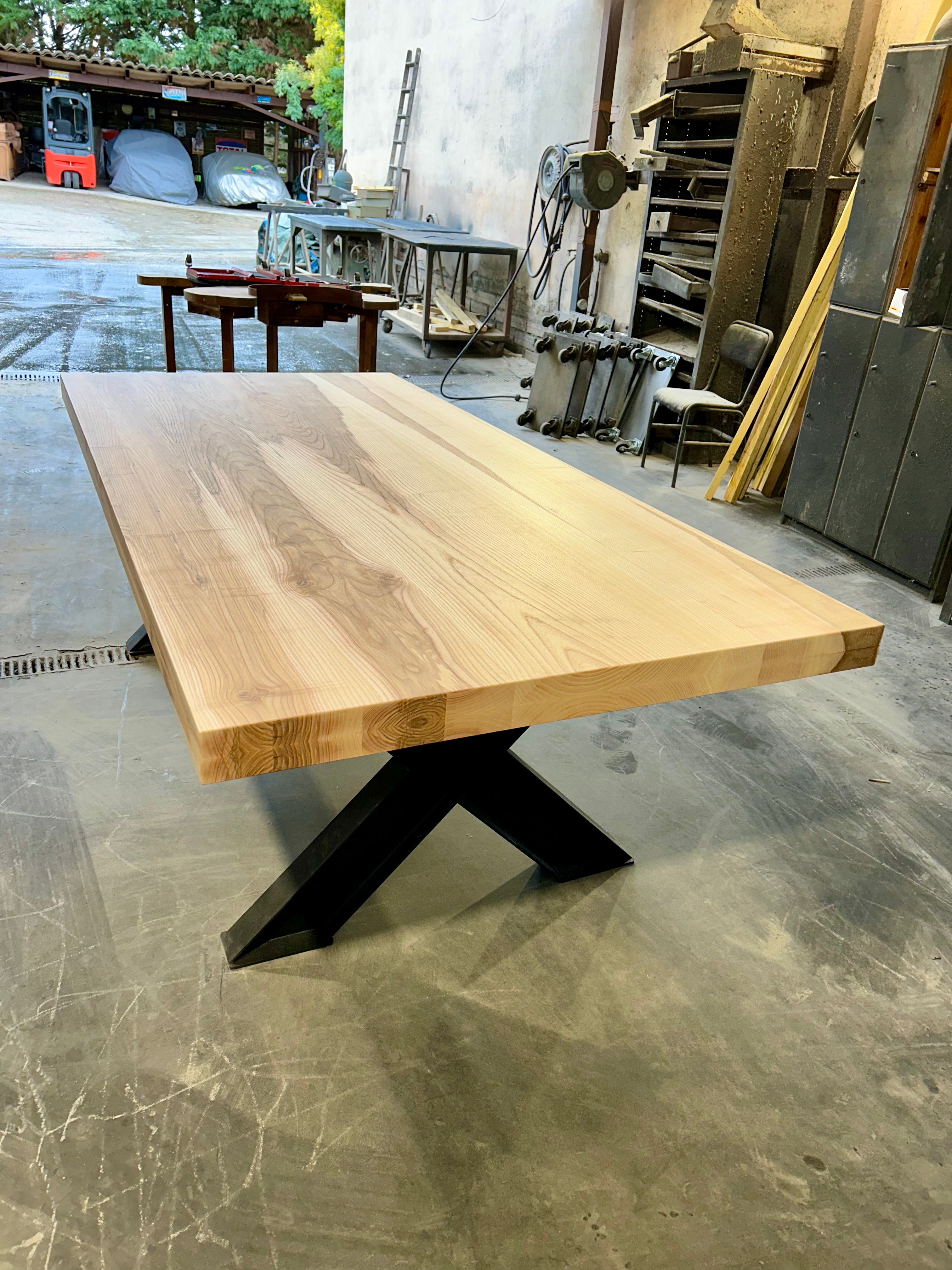 Table industrielle plateau chêne 80 PRIX  de base:1990€ réf 3975