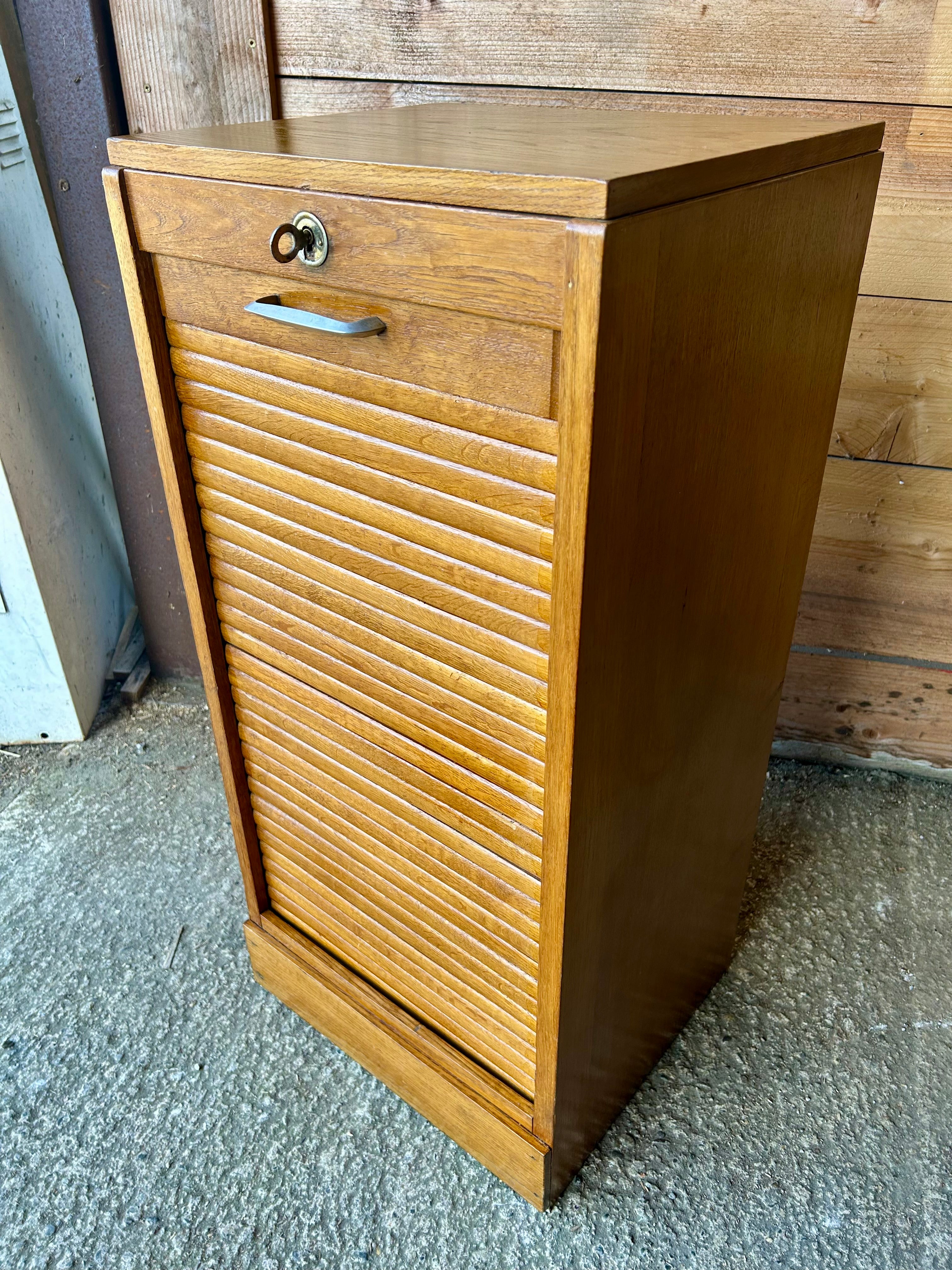 Petit classeur à rideau 1960 Réf 4503