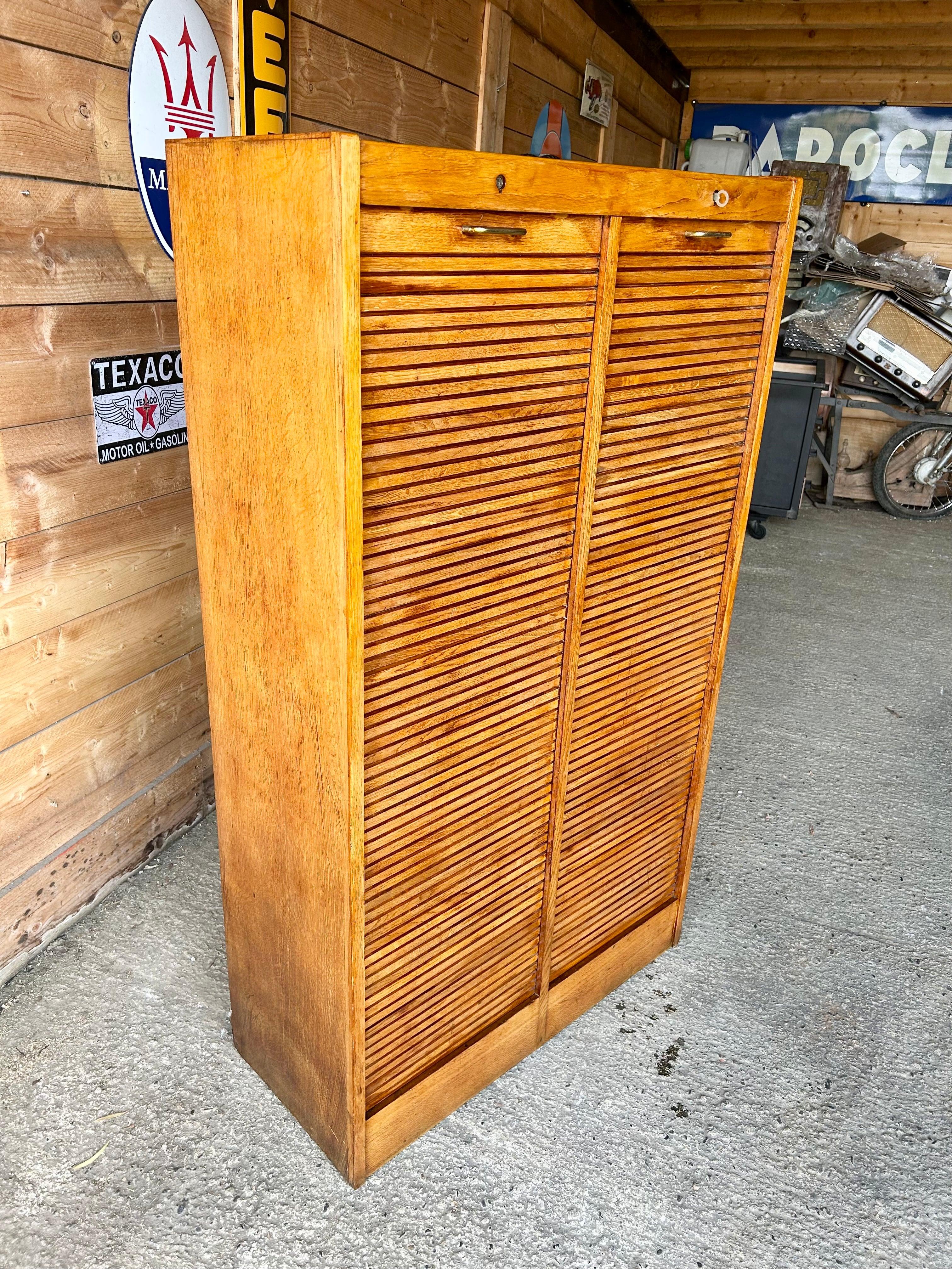 Classeur double à rideau 1960/1970  Réf 4504