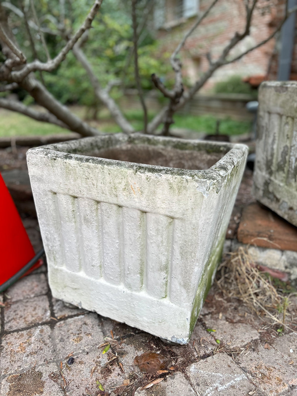 Jardinière vintage béton moulé réf 4131