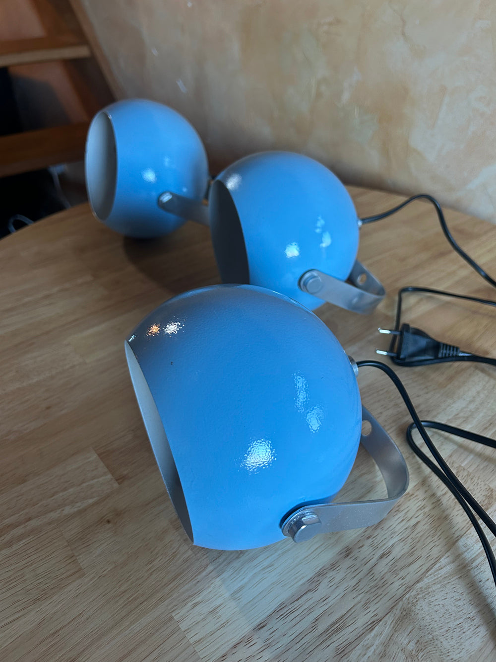 Lampe applique " Eyeball" bleu 1960/70