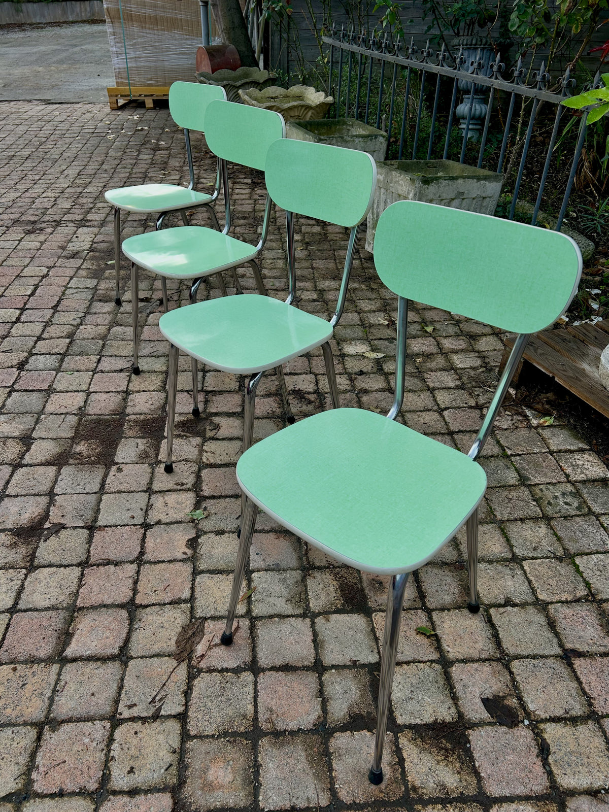 Lot de 4 chaises en Formica menthe - RF4770