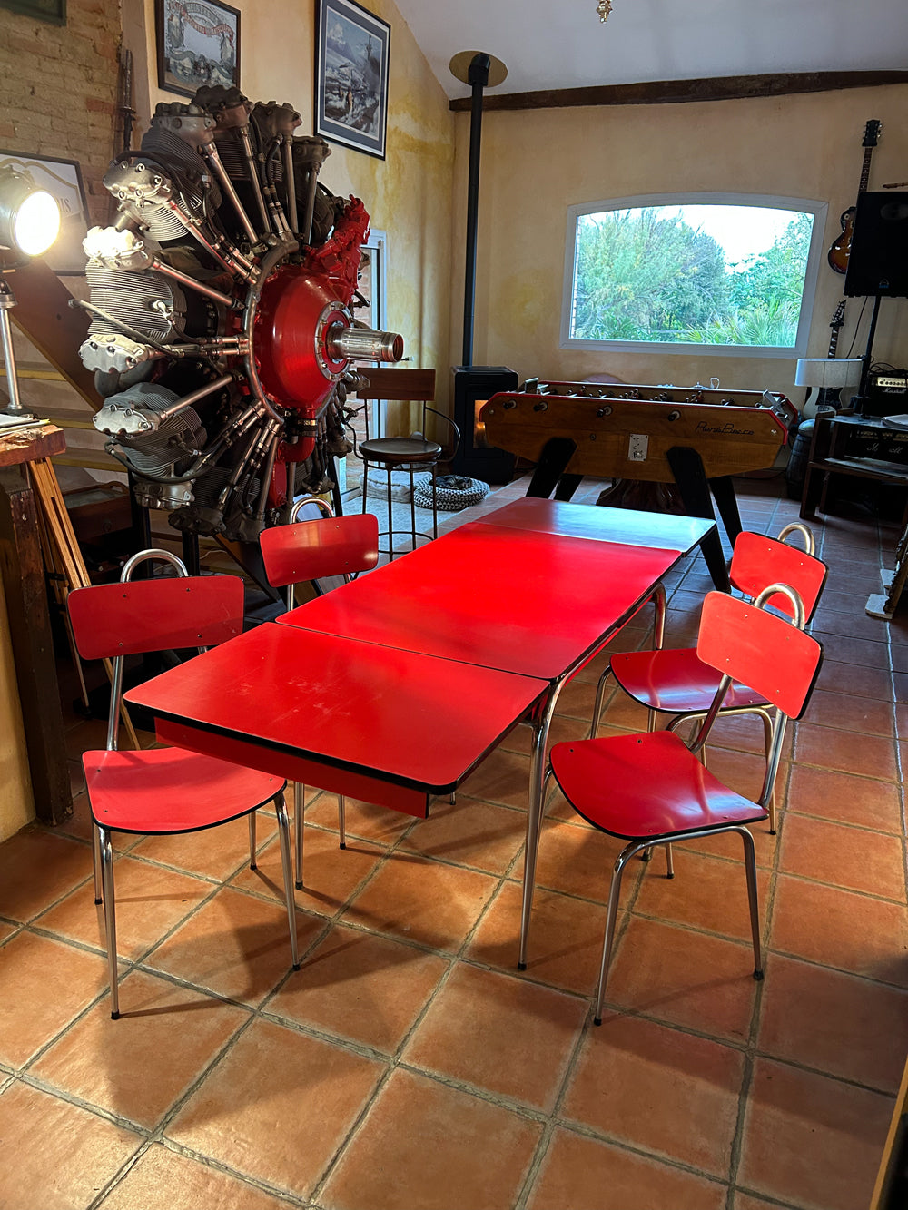 Lot de 4 chaises +table Formica rouge vintage réf 4145