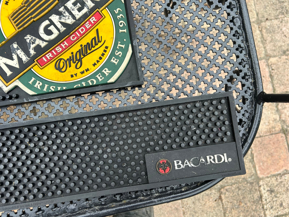 Lot de 5 tapis ou ègoutoirs de Bar réf 4566