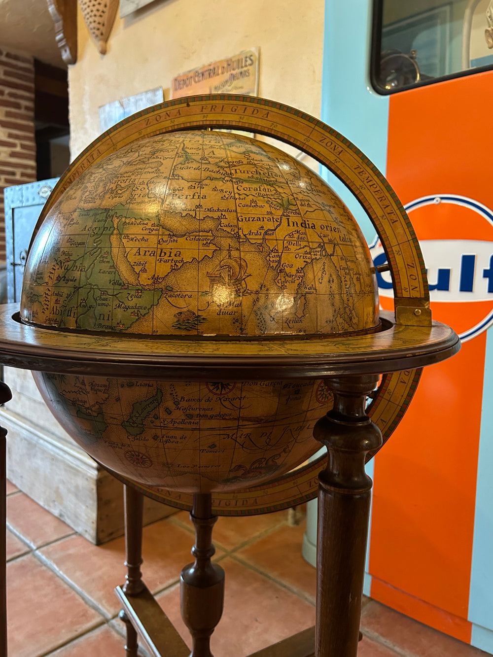 Mini-Bar globe terrestre 1970 Réf 4555