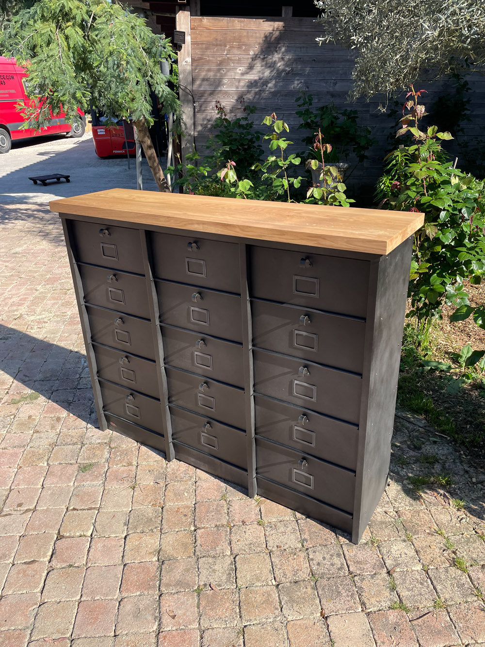 Meuble 15 clapets Strafor 1960  Réf 4041