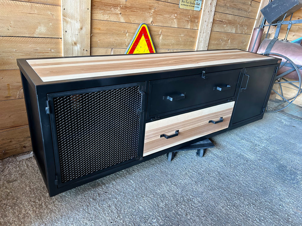 Meuble TV à clapet Réf 4092 Prix de base : 1250€