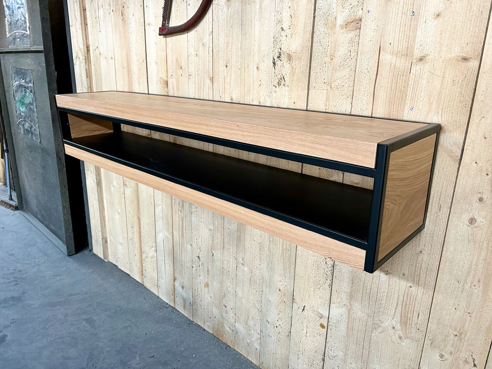 Meuble Tv suspendu métal et chêne Réf 4415 Prix de base : 840€