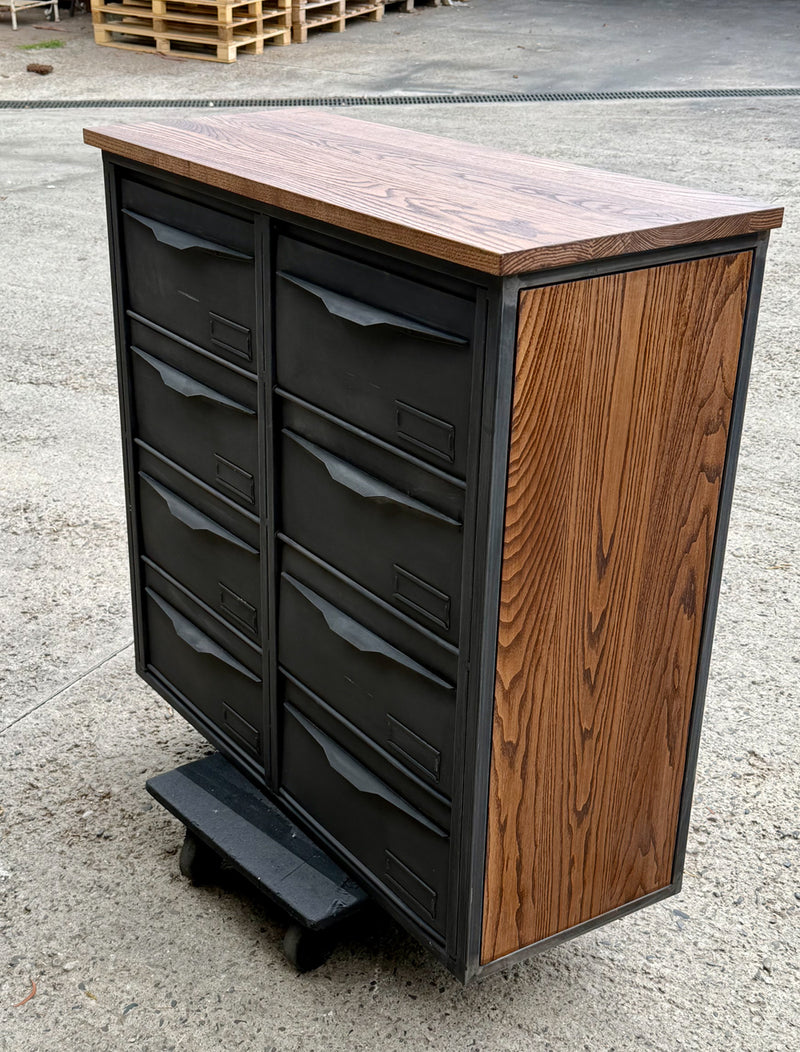 Meuble à 8 clapets YAC 1960 Réf 4516