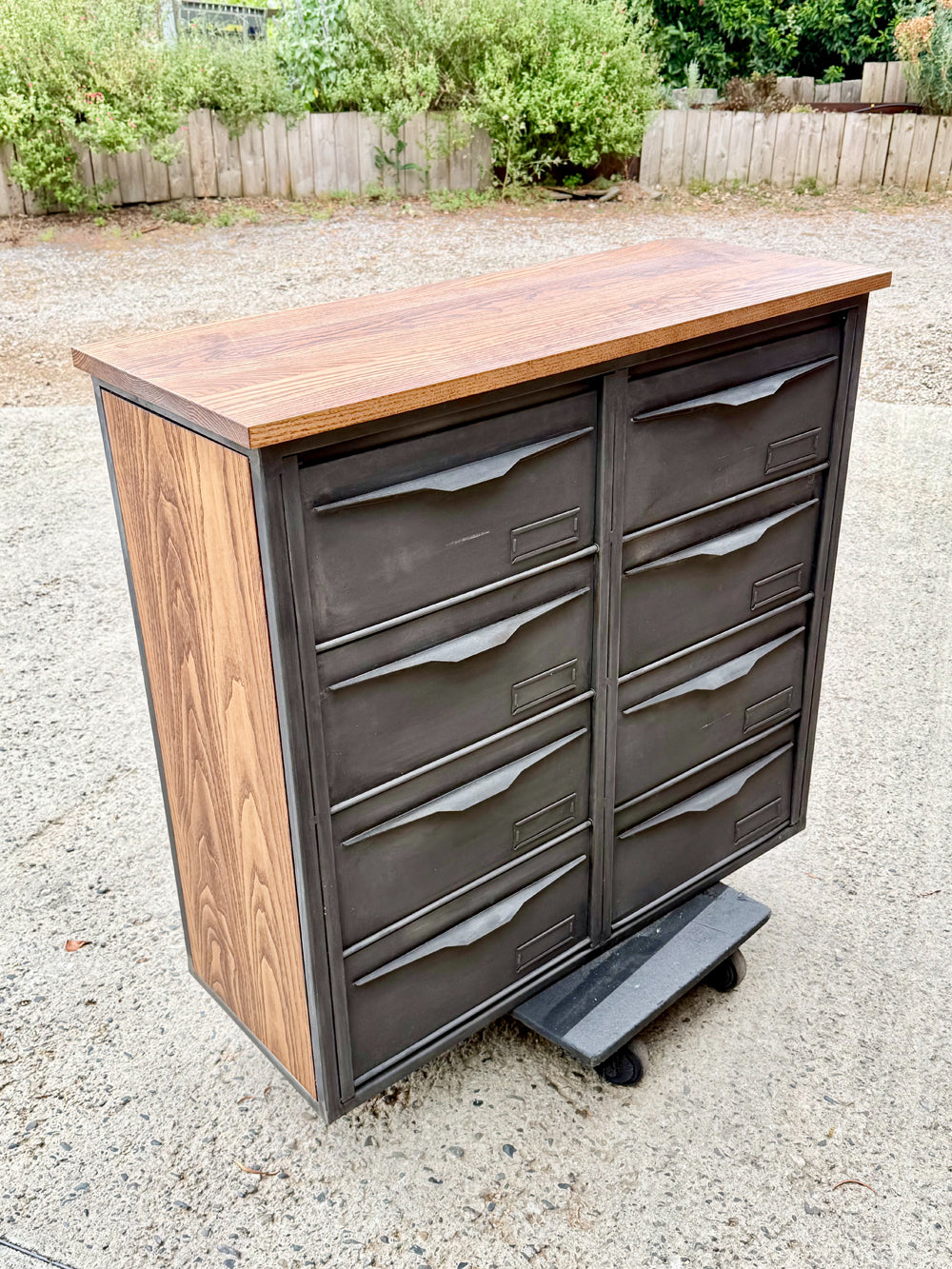 Meuble à 8 clapets YAC 1960 Réf 4516