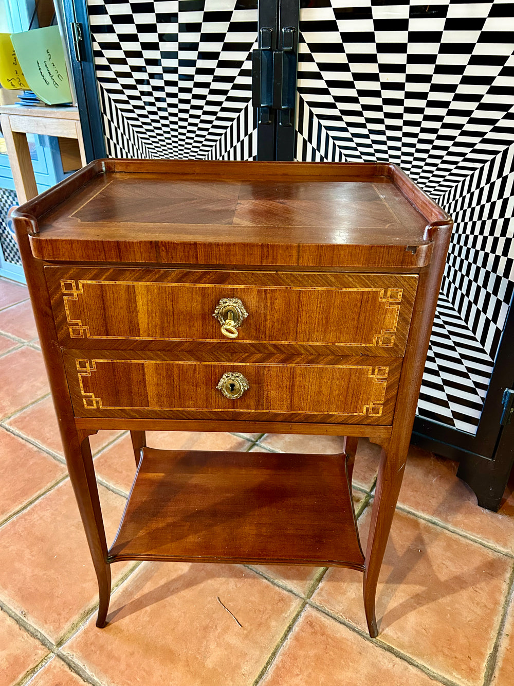 Meuble d'appoint style Louis XV  réf 4267