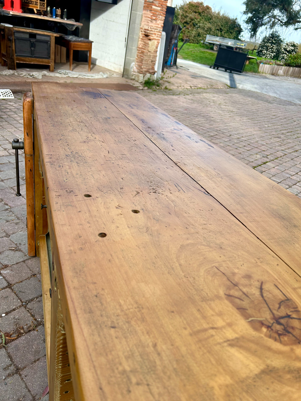 Etabli ancien habillage bois  réf 4239