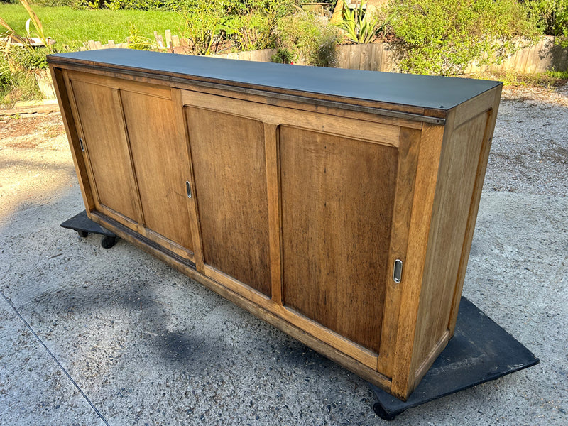 Buffet d'atelier portes coulissantes 1950 Réf 4546