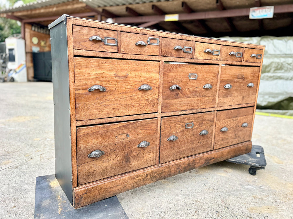 Meuble de métier en chêne 12 tiroirs réf 4495