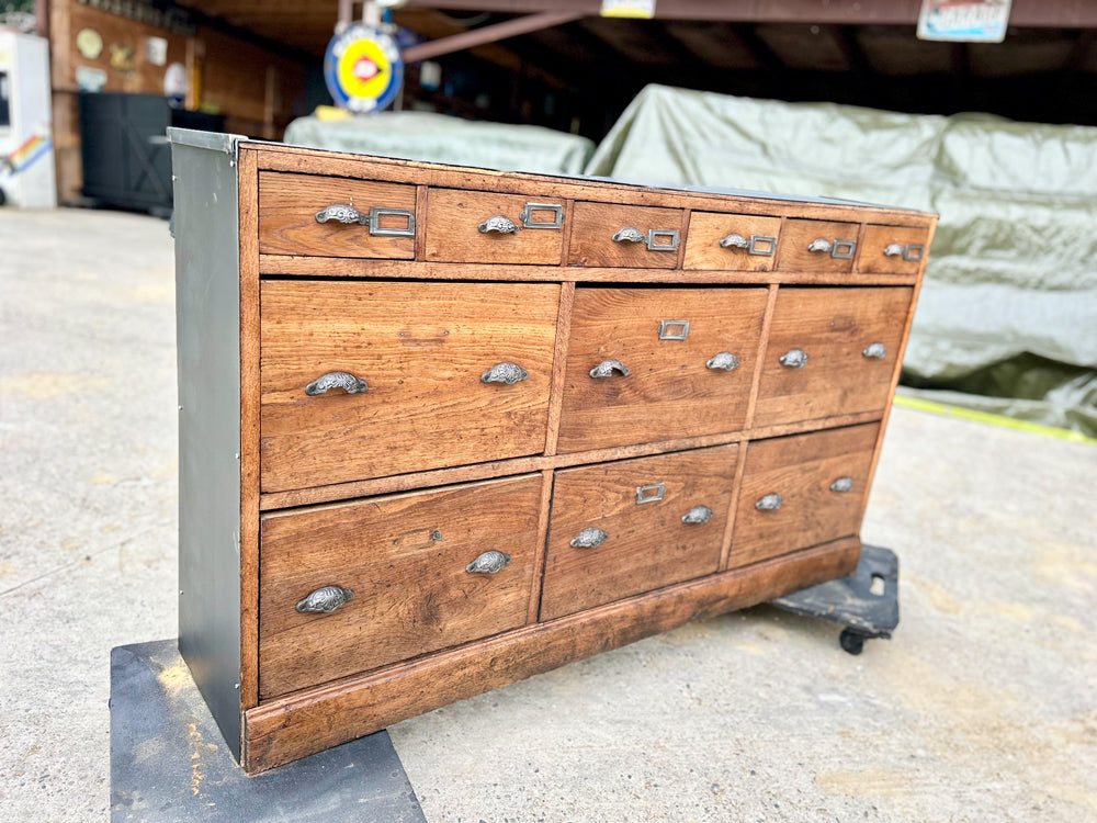 Meuble de métier en chêne 12 tiroirs réf 4495