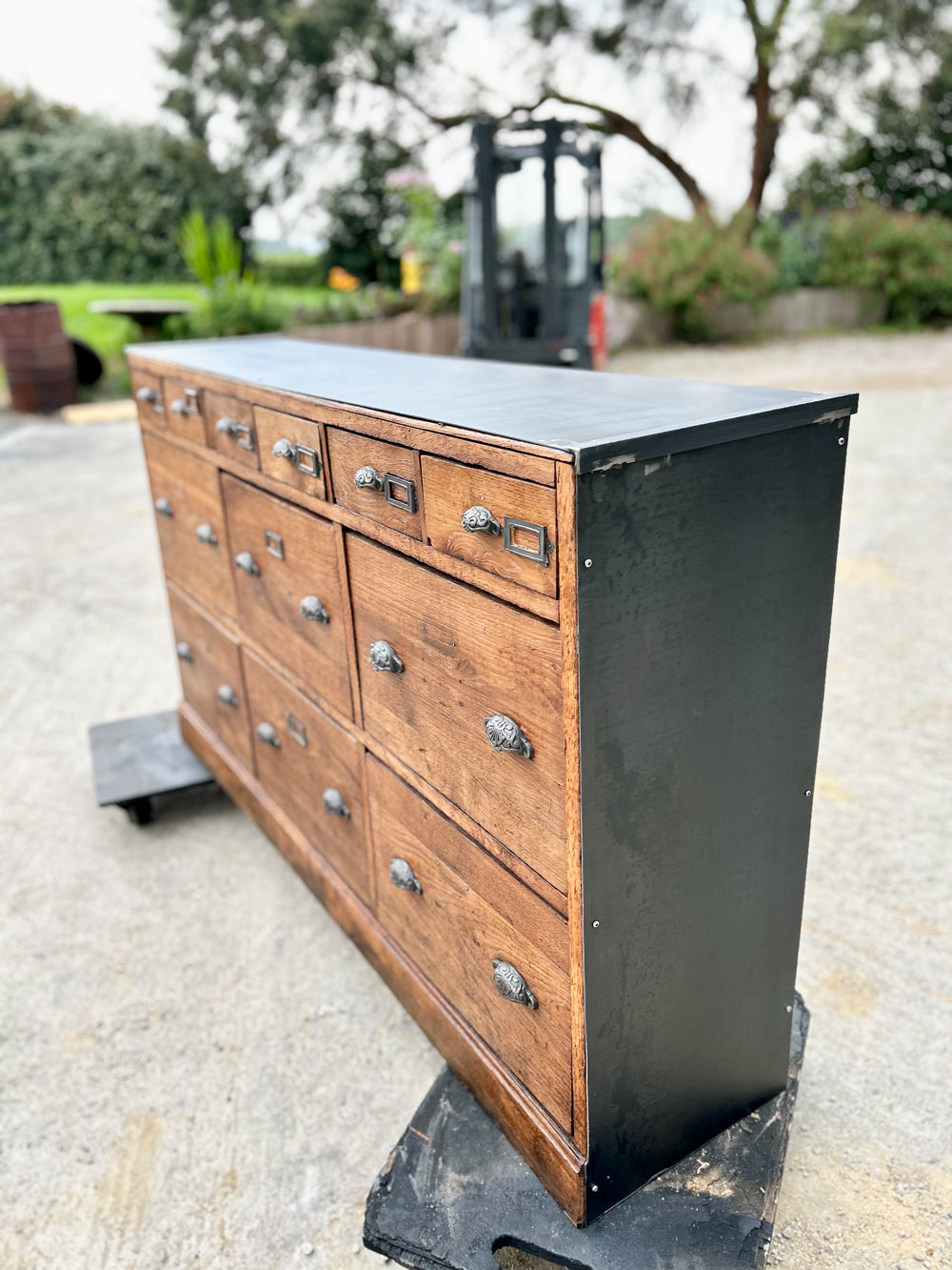 Meuble de métier en chêne 12 tiroirs réf 4495