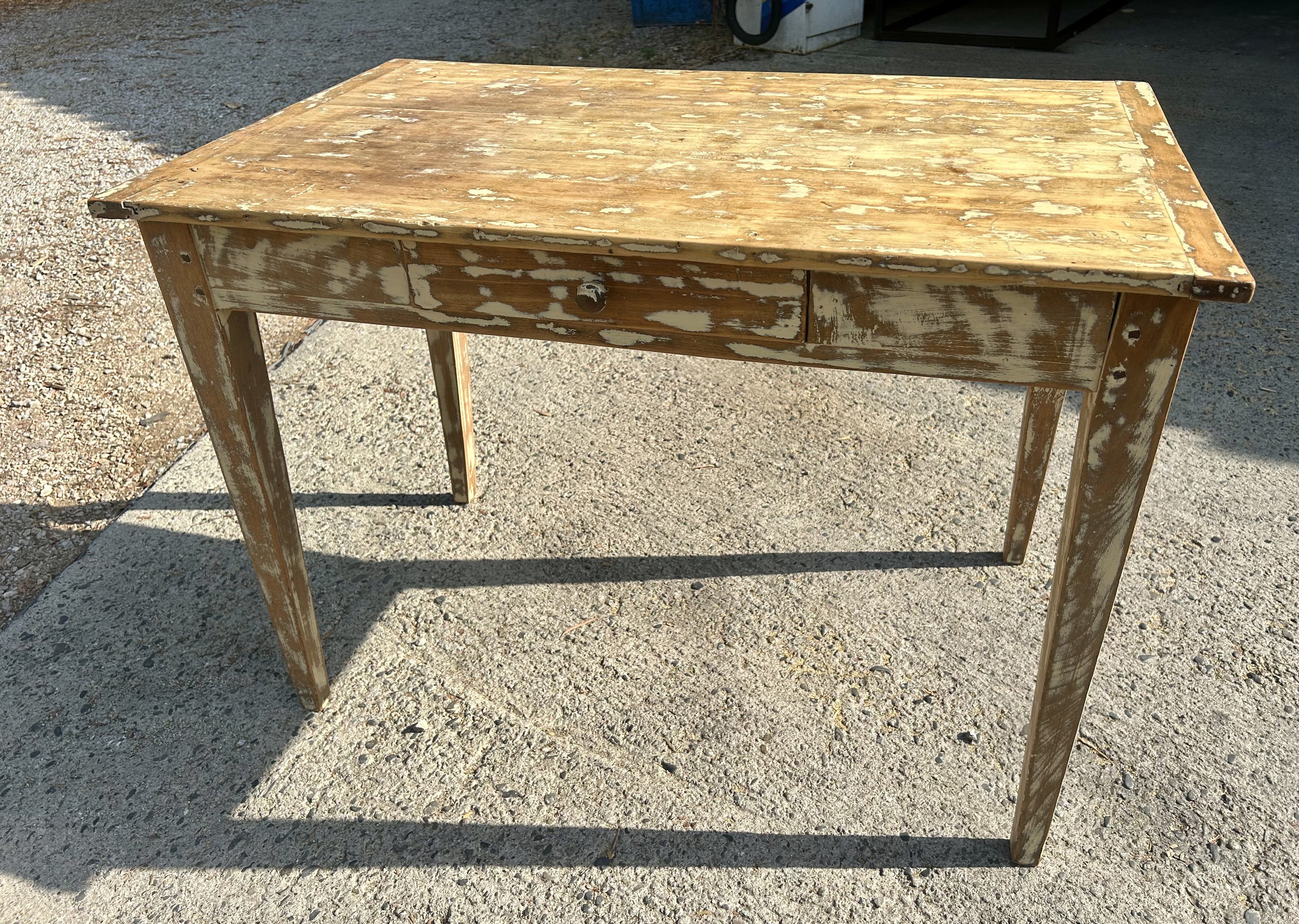 Atelier de restauration de meuble de métier
