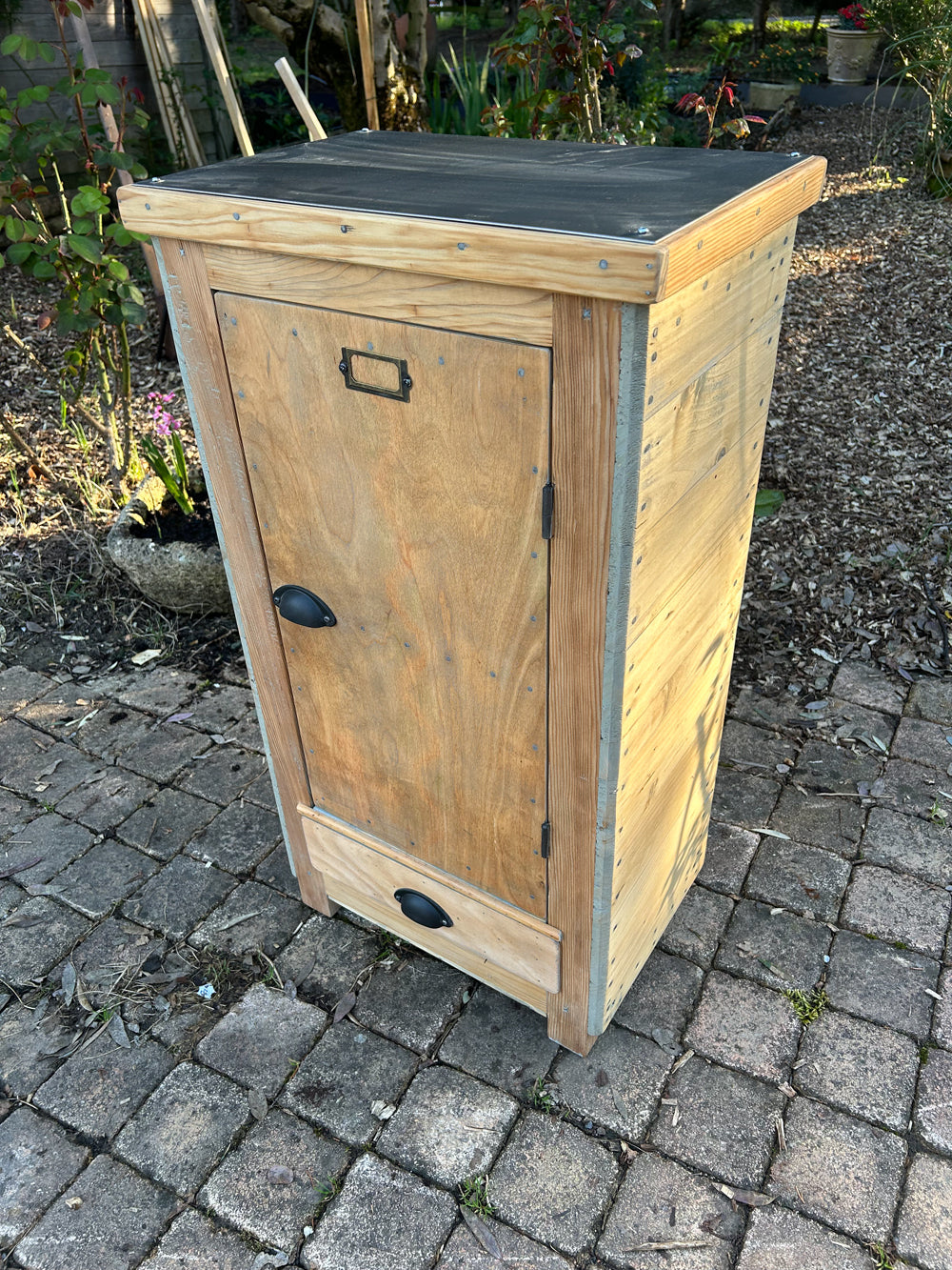 Buffet d'Atelier 1 porte & 1 tiroir Réf 4236