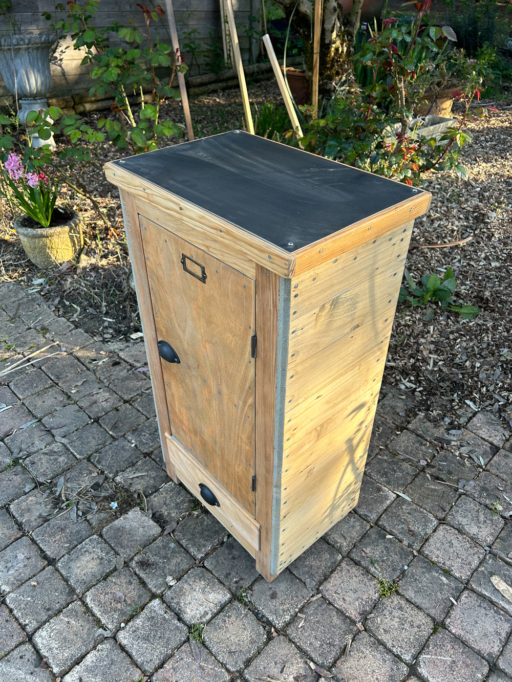 Buffet d'Atelier 1 porte & 1 tiroir Réf 4236