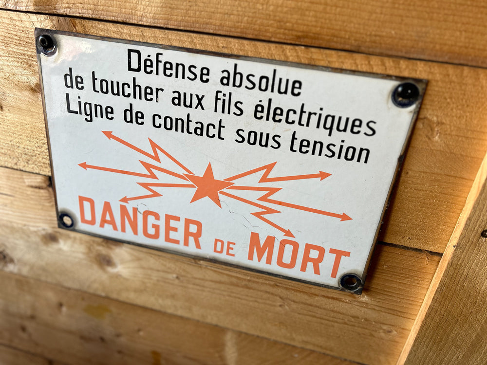 Plaque émaillée "danger de mort" réf 4114