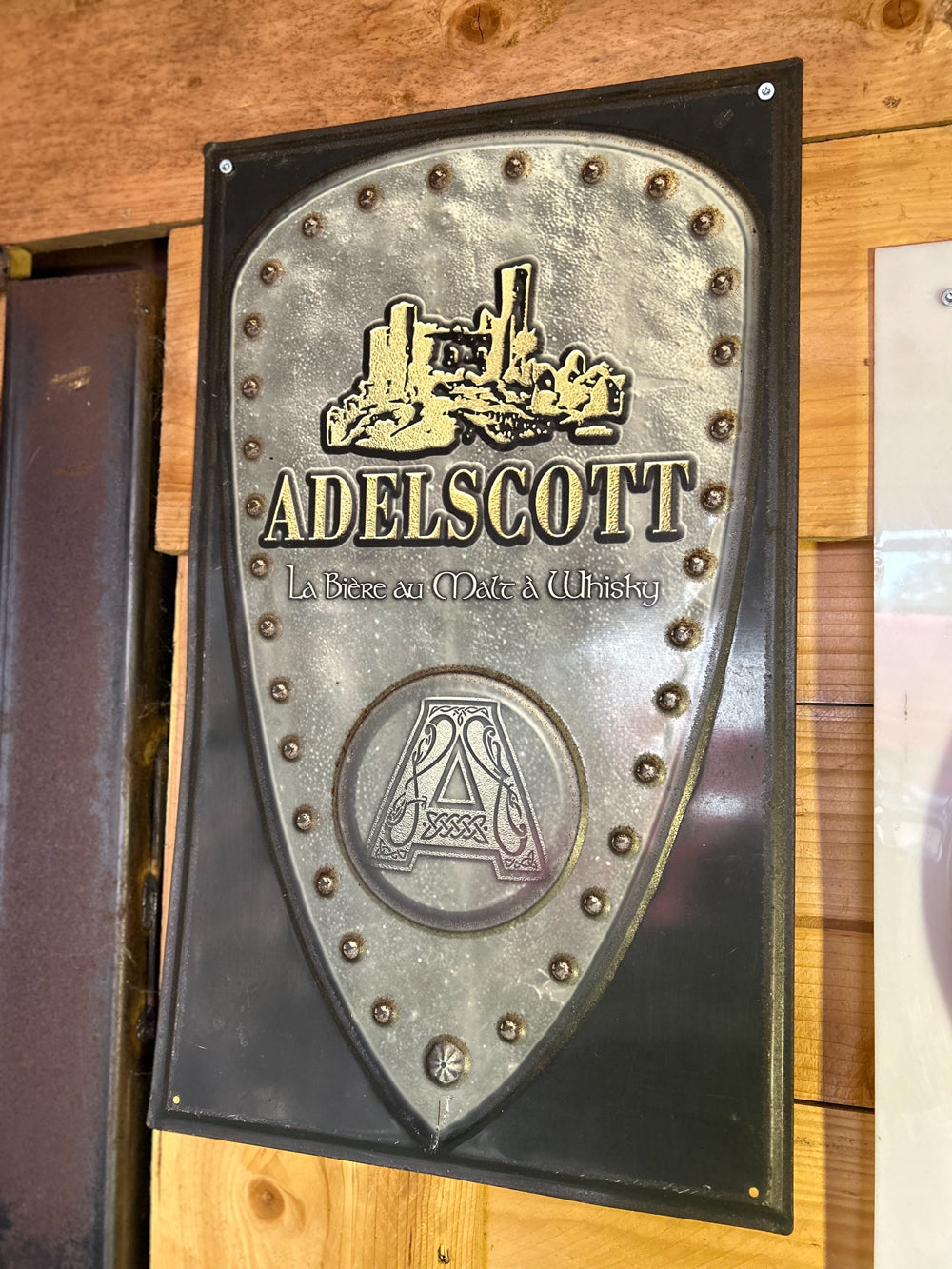 Plaque tôle ADELSCOTT réf 4103