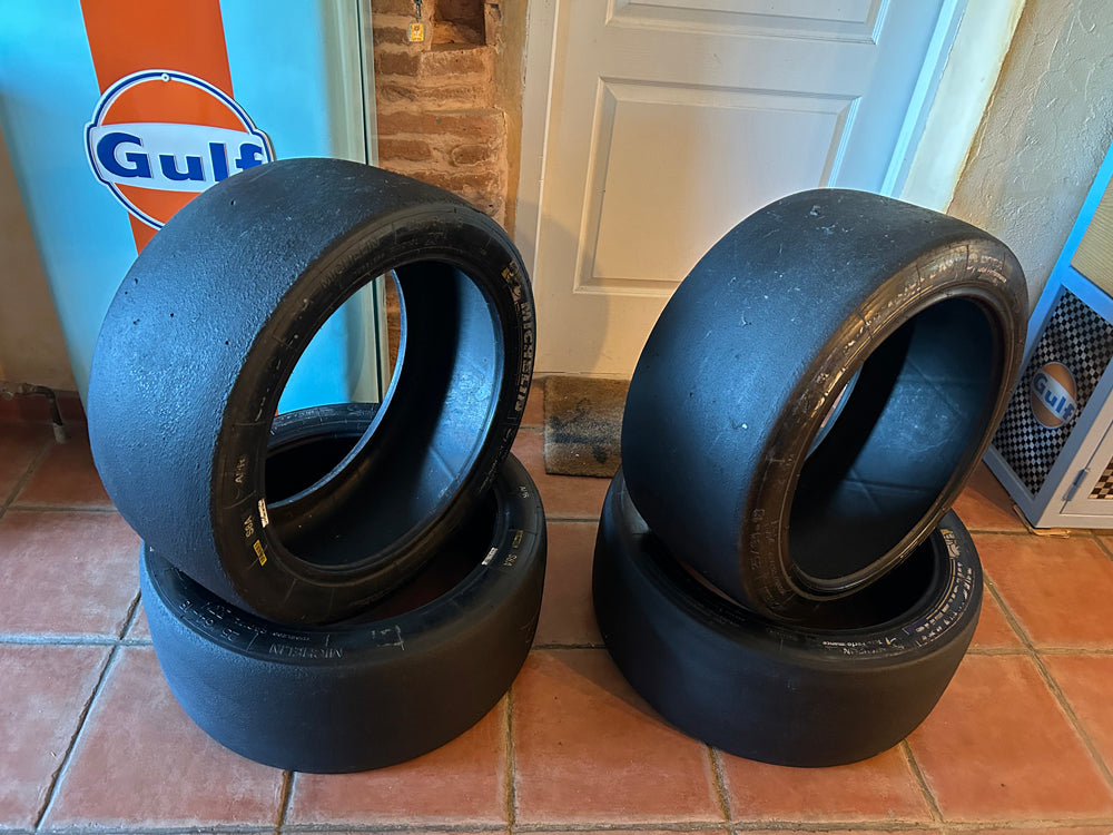 Automobilia & decoration  pneu slick - Réf 4574