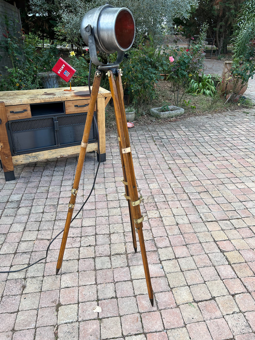 Projecteur avec trépied 1920 Réf 4099
