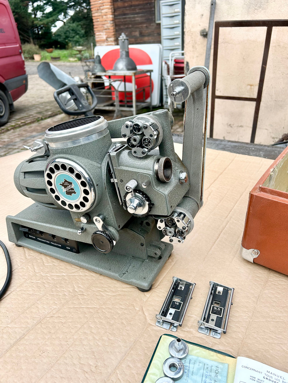 Projecteur cinéma " Heurtier " Serie 53 / 1956. réf 4423